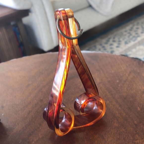 Lucite Handle - Picture 6 of 9